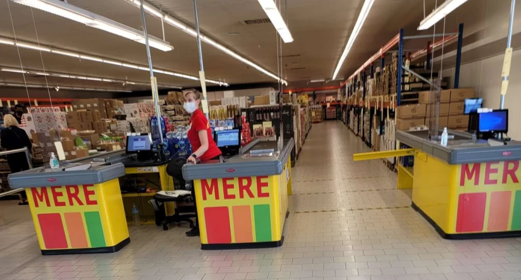 Az oroszok már a spájzban vannak – Tényleg jön a Mere olcsó bolthálózat?