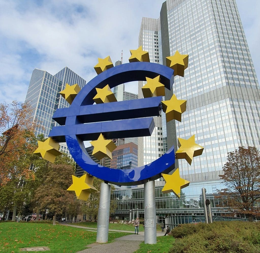 Visszaesett az euróövezet GDP-je – Magyarország közben az uniós élmezőnyben szerepelt a negyedév alapján