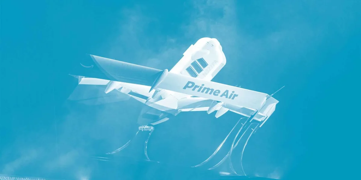 Égből érkezik a lázcsillapító – Elindult az Amazon első brit drónos kézbesítő szolgáltatása