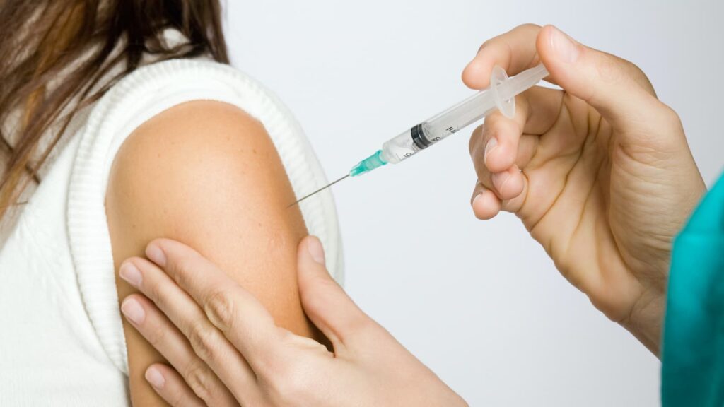 Történelmi áttörés – Szinte nullára csökkentette a méhnyakrák miatti halálozást a HPV-oltás