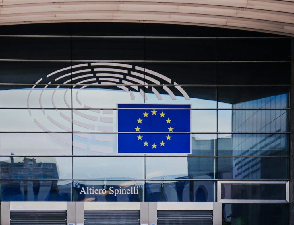 Magyar technológiai siker az EU-ban – Nemcsak az aláírást, a jogosultságot is igazolhatja a Microsec új megoldása
